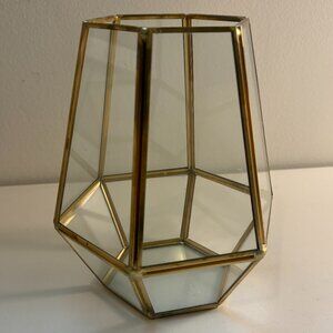 Geometric candle holder